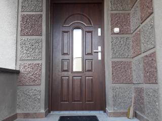 Drzwi zewnętrzne PCV